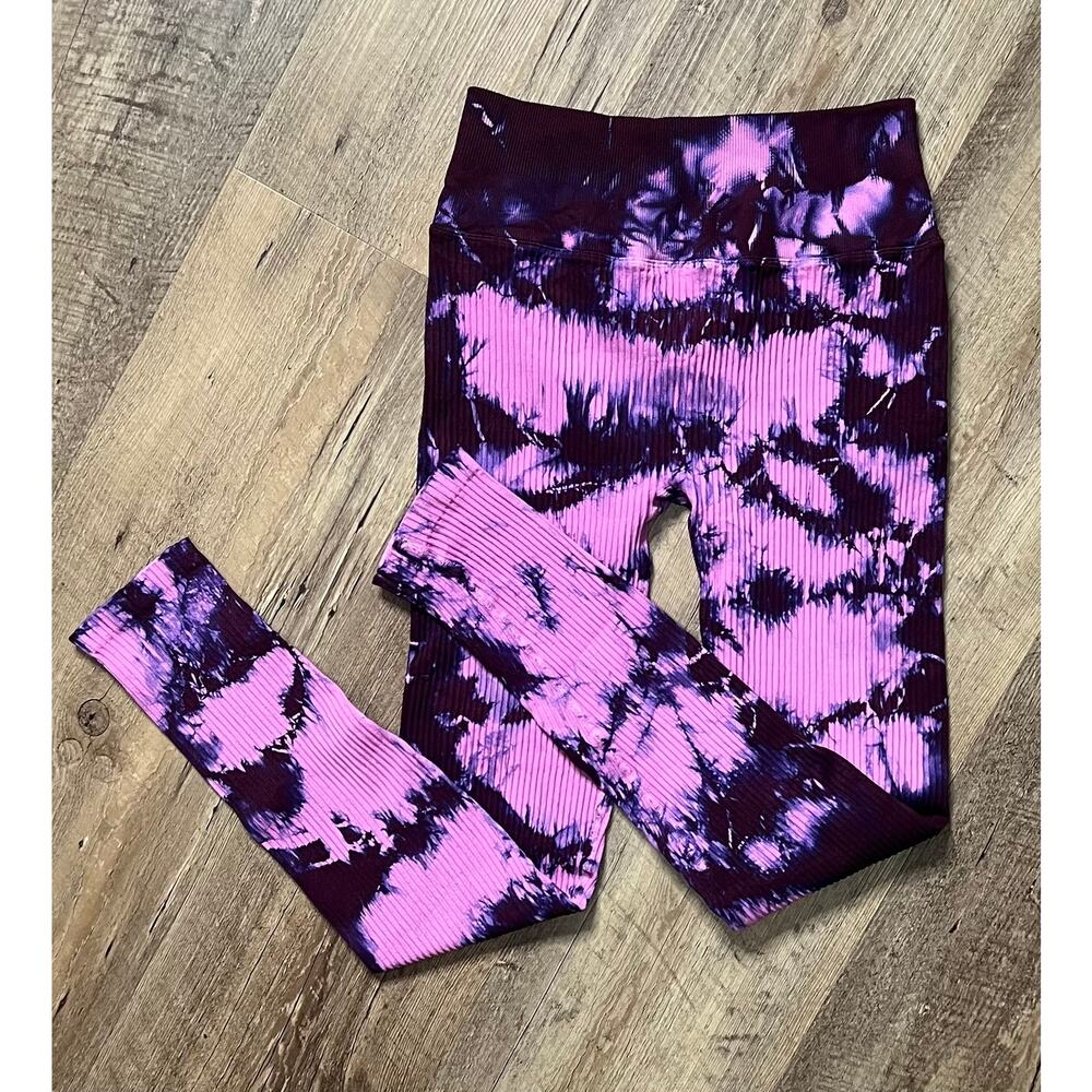 Nux Pink Purple Tie Dye Ribbed Cropped Active Leggings Sz Med NWOT